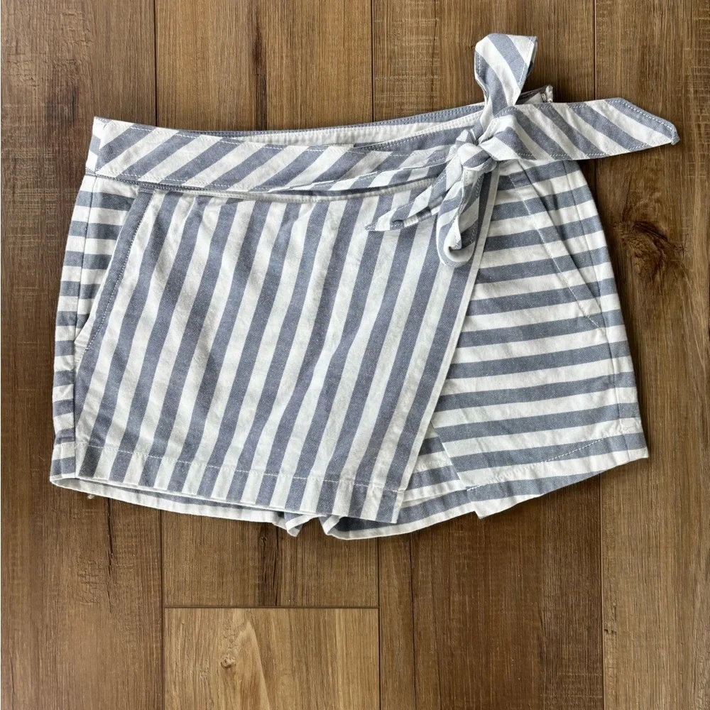 Vineyard Vines preppy coastal crossover striped skirt size 0 blue and white - Picture 3 of 10